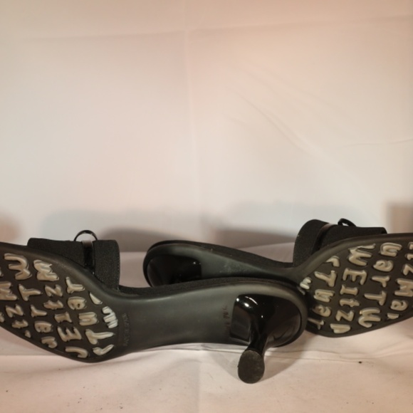 Stuart Weitzman classic black leather sandal - S 7.5 AA - Picture 6 of 6